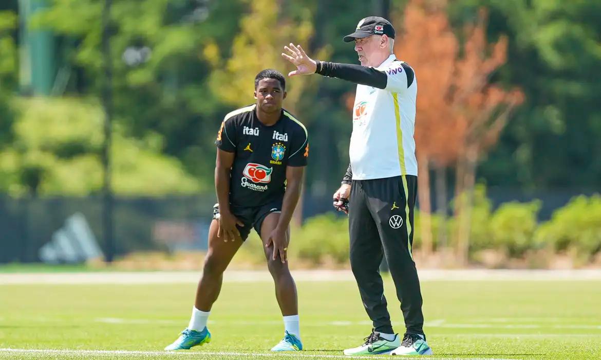 Endrick e Ancelotti
